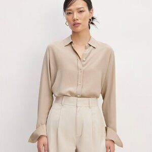 Everlane Washable Clean Silk Relaxed Shirt in Burnt Sugar, size 14